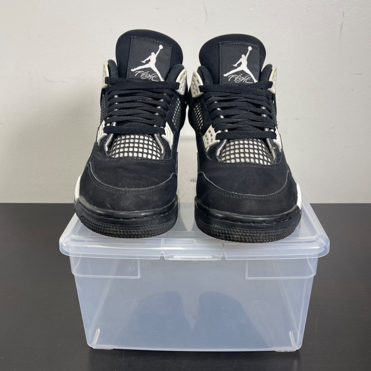 Jordan 4 Retro White Thunder 11 (Moderately Worn Pre-Owned)JordanBlack/White/Black - Image 2