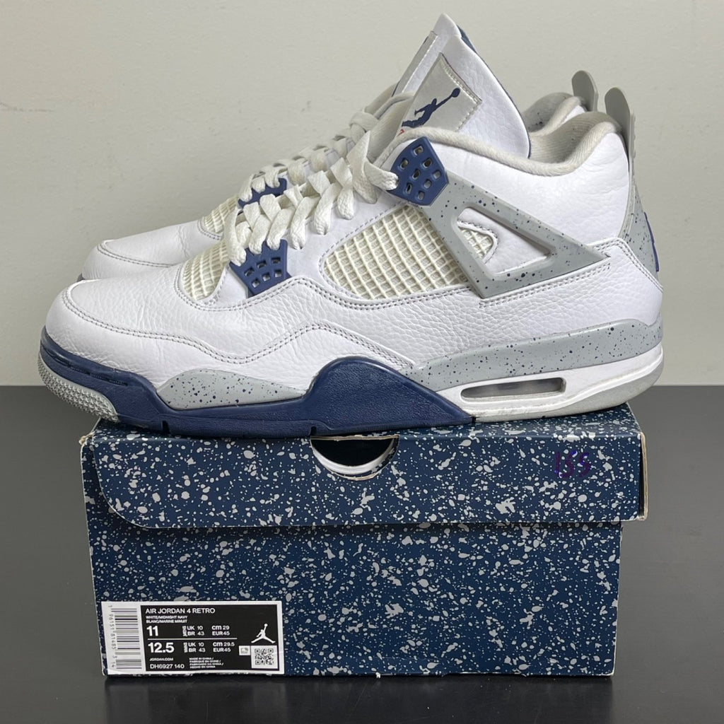 Jordan 4 Retro Midnight Navy 11 (Moderately Worn Pre-Owned)JordanWhite/Midnight Navy/Light Smoke Grey-Fire Red - Image 3
