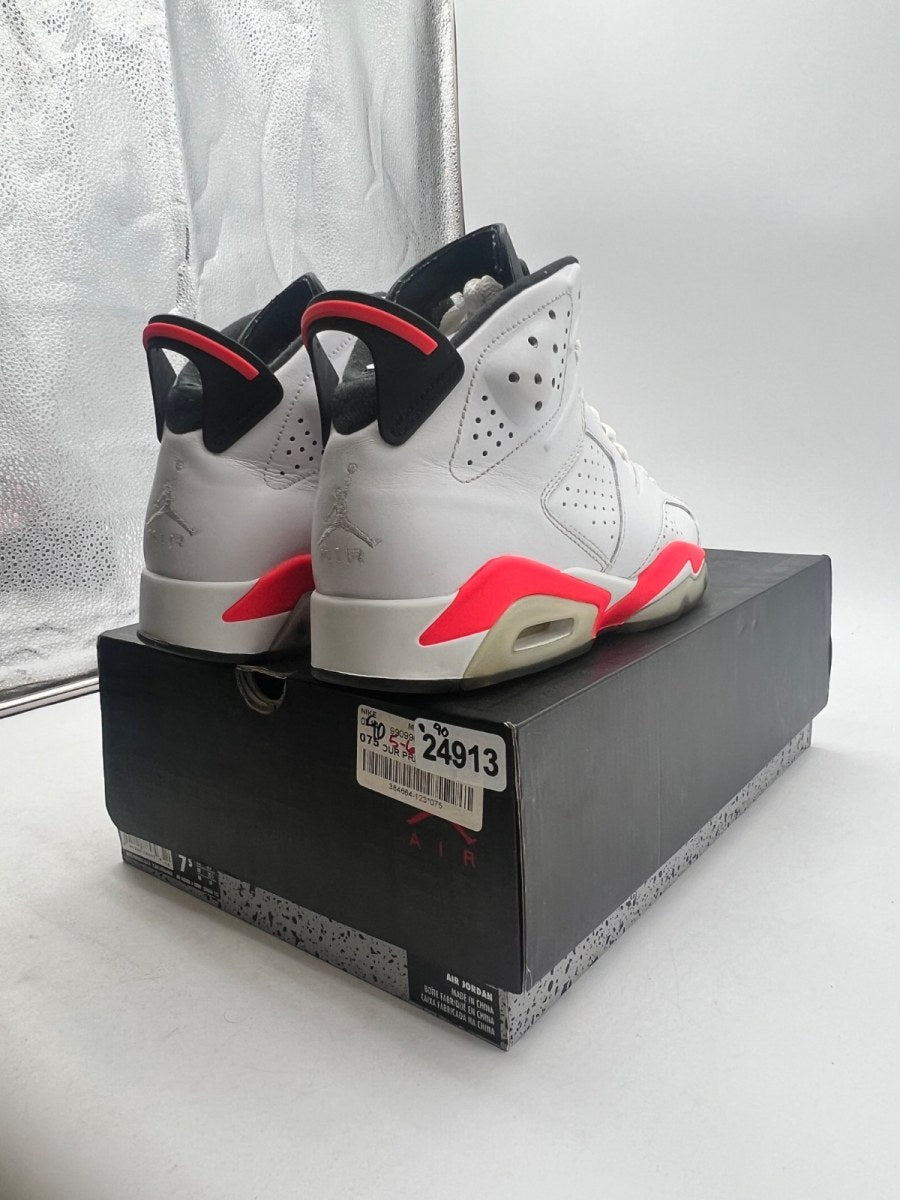 Jordan 6 Retro Infrared White (2014) 7.5 (Lightly Worn Pre-Owned)JordanWhite/Infrared - Image 5