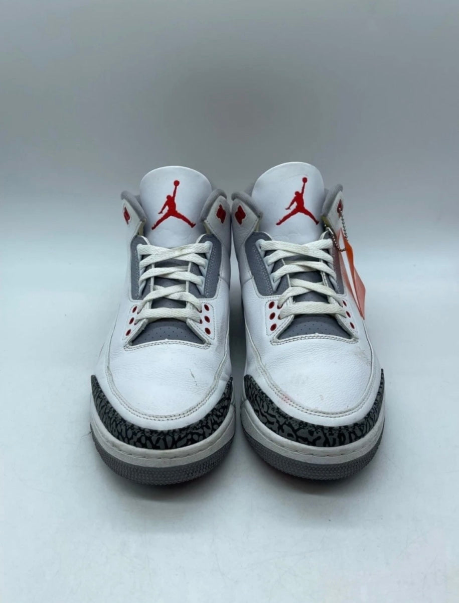 Jordan 3 Retro Fire Red (2022) 12 (Moderately Worn Pre-Owned)JordanWhite/Fire Red/Cement Grey/Black - Image 2