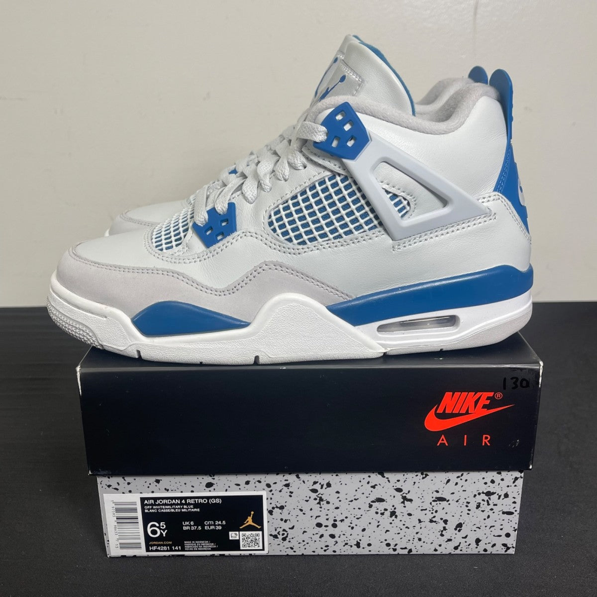Jordan 4 Retro Military Blue (2024) (GS) 6.5Y (Moderately Worn Pre-Owned)JordanOff-White/Military Blue/Neutral Grey - Image 2