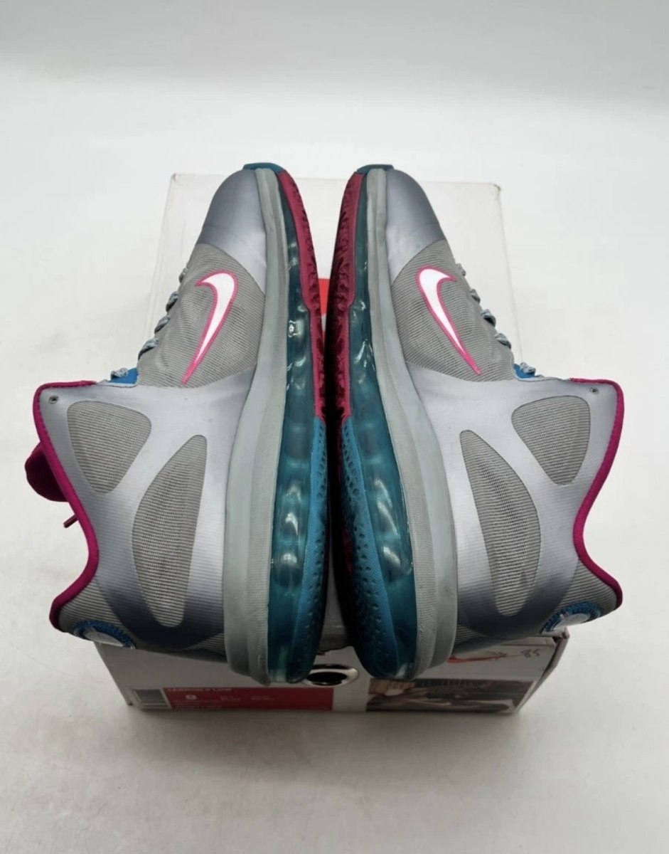 Nike LeBron 9 Low Fireberry 9 (Moderately Worn Pre-Owned)NikeWolf Grey/White-Dynamic Blue-Fireberry - Image 9