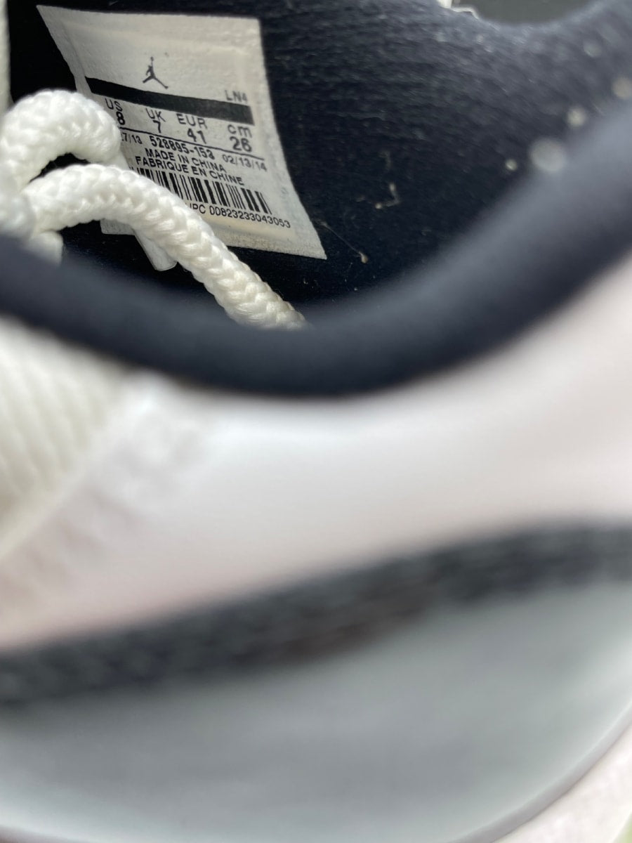 Jordan 11 Retro Low Concord 8 (Moderately Worn Pre-Owned)JordanWhite/Black-Concord - Image 8