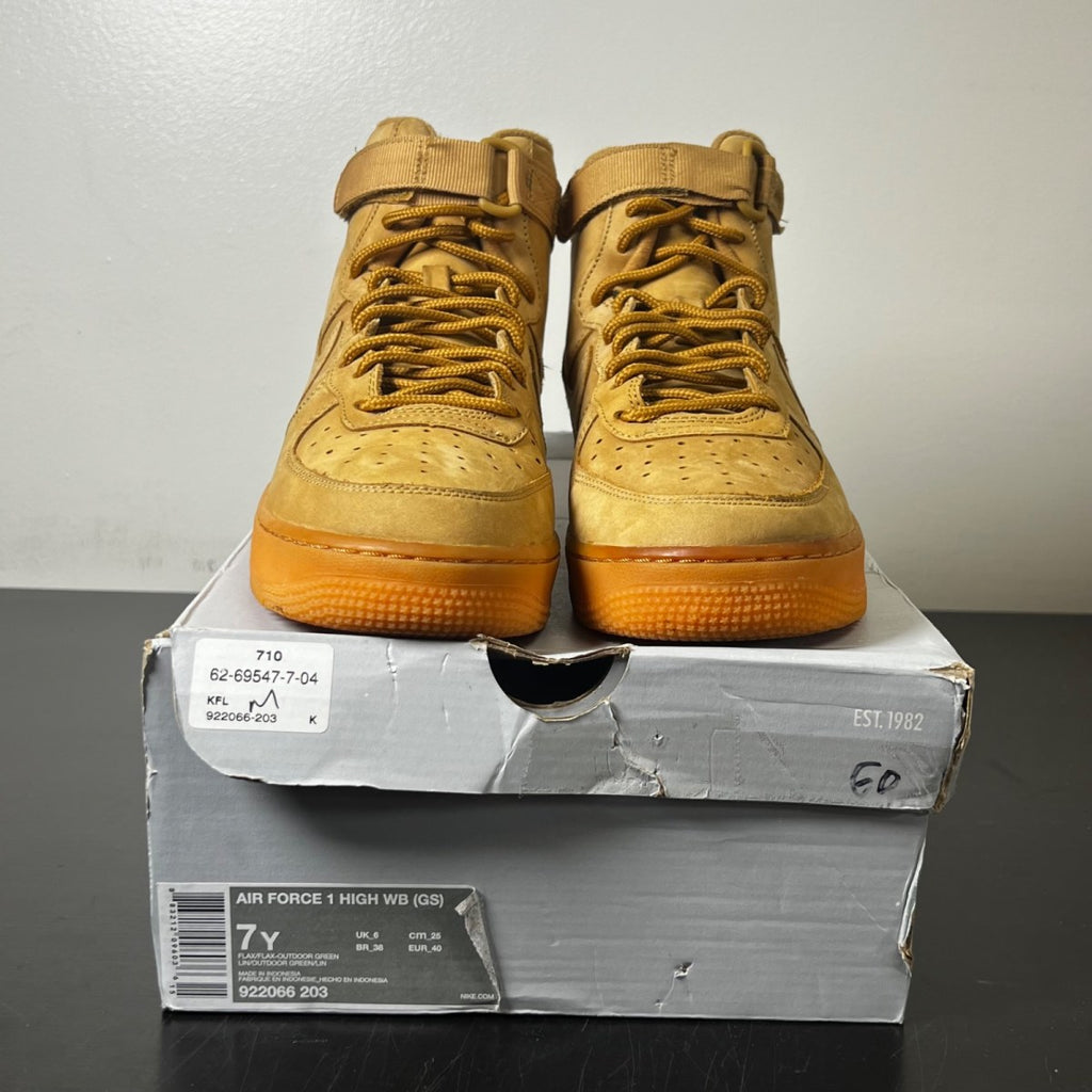 Nike Air Force 1 High Flax (2017) (GS) 7Y (Moderately Worn Pre-Owned)NikeFlax/Flax/Outdoor Green - Image 2