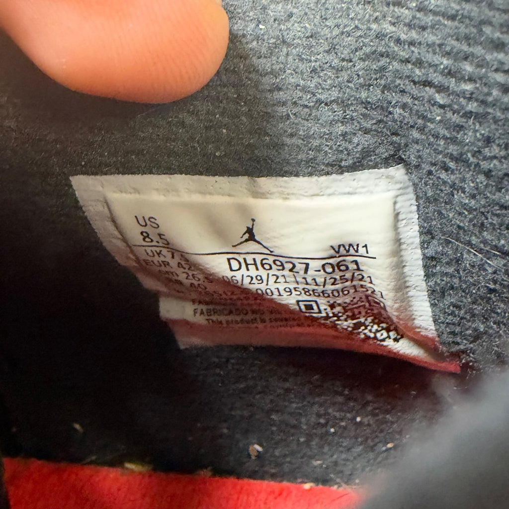 Jordan 4 Retro Infrared (Size 8.5) - Image 7