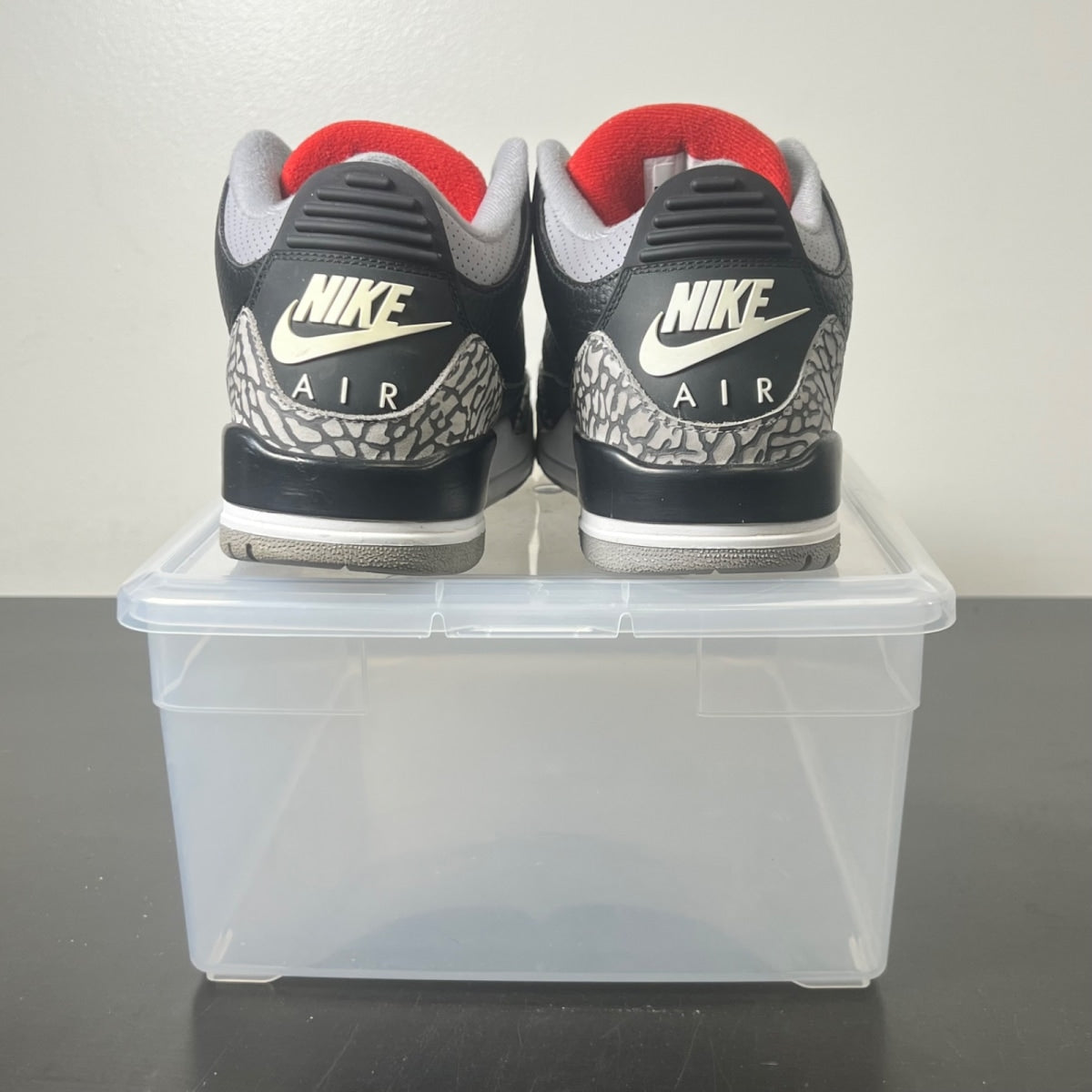 Jordan 3 Retro Black Cement (2018) 7 (Moderately Worn Pre-Owned)JordanBlack/Fire Red-Cement Grey-White - Image 6