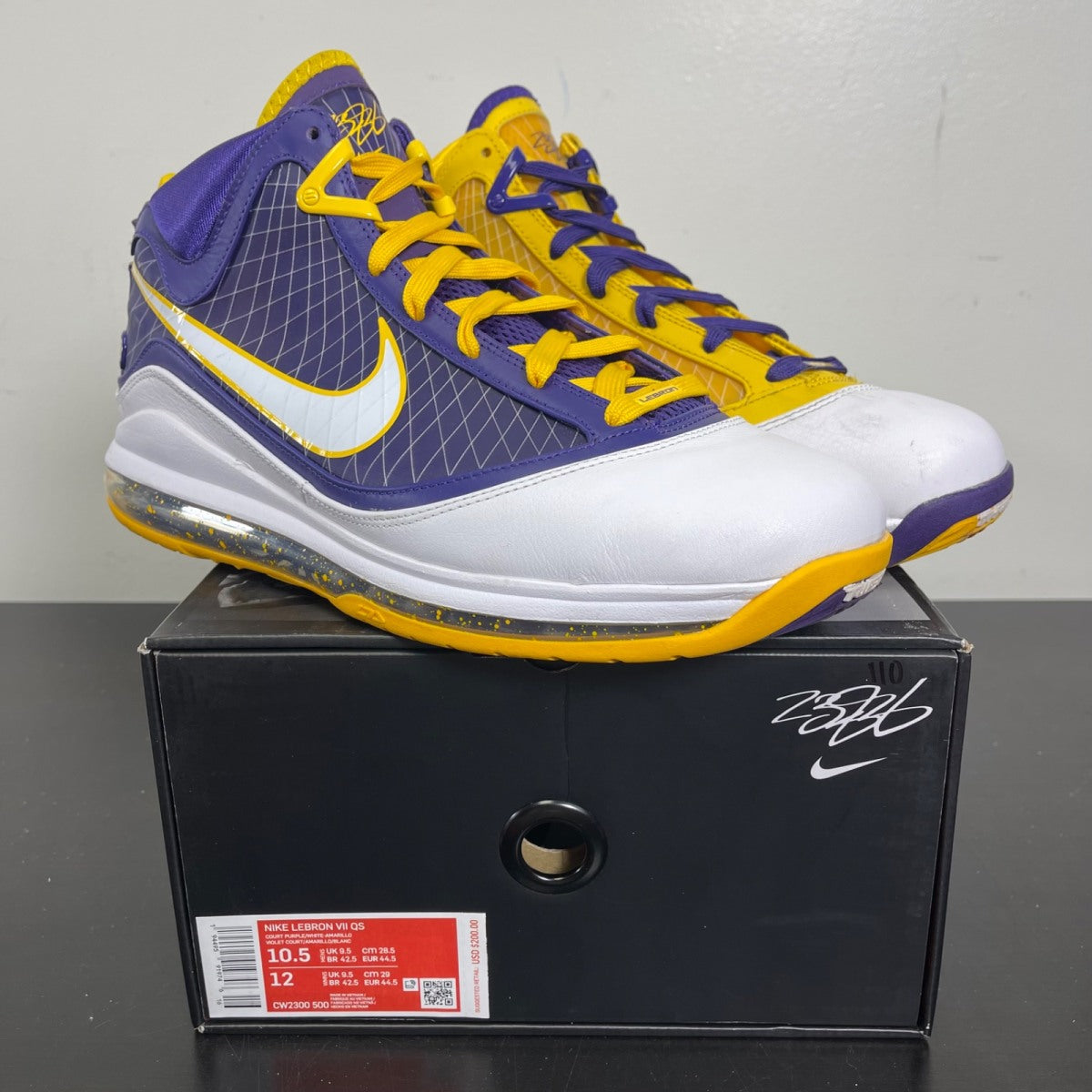 Nike LeBron 7 Media Day 10.5 (Moderately Worn Pre-Owned)NikeCourt Purple/White-Amarillo - Image 1