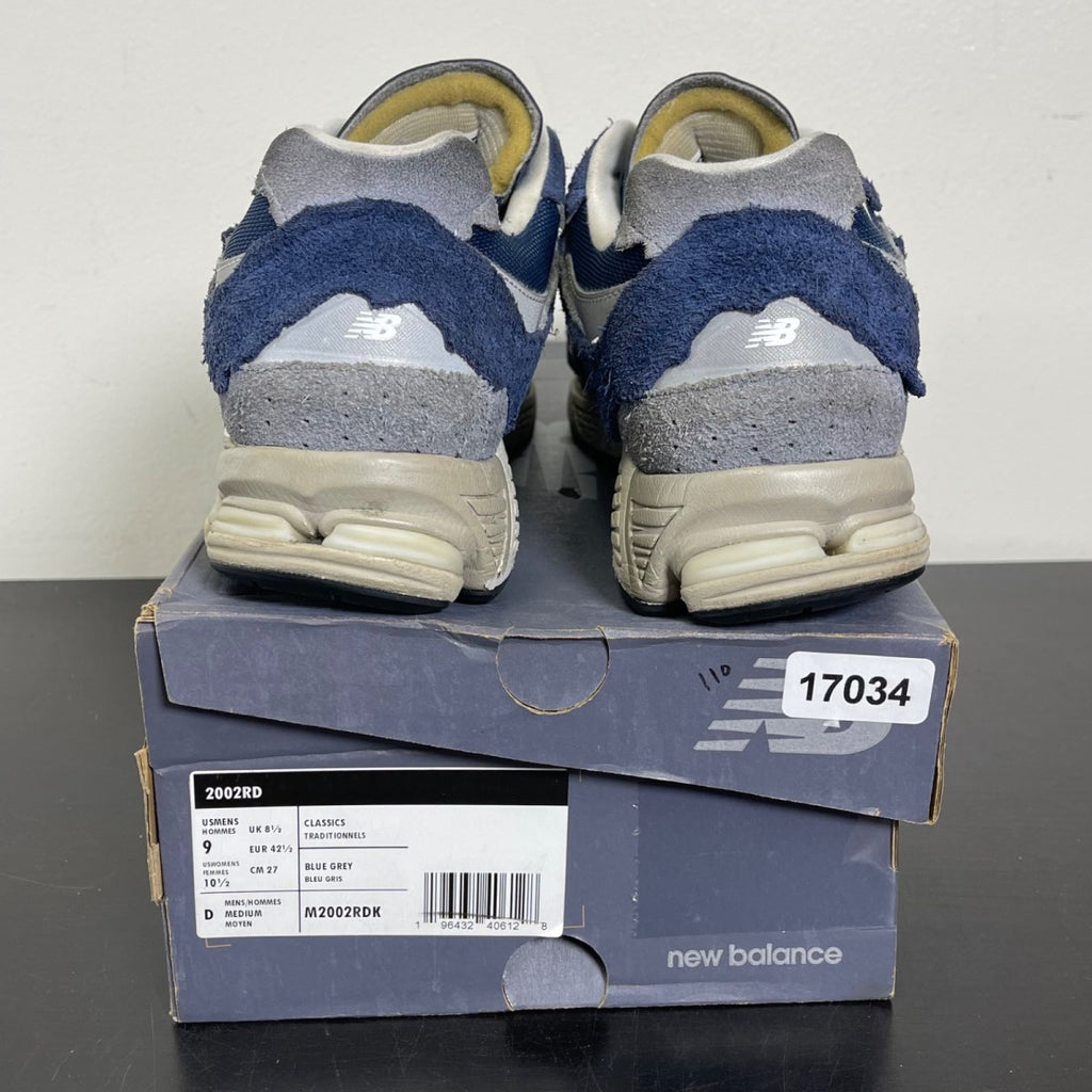 New Balance 2002R Protection Pack Navy Grey 9 (Moderately Worn Pre-Owned)New BalanceNavy/Grey - Image 4