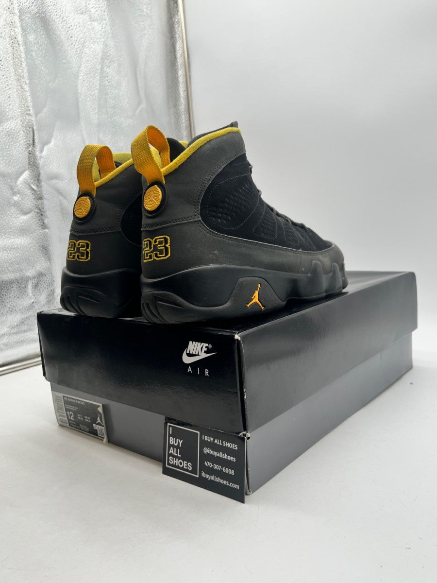Jordan 12 Retro FIBA (2019) 12 (Moderately Worn Pre-Owned) - Image 5
