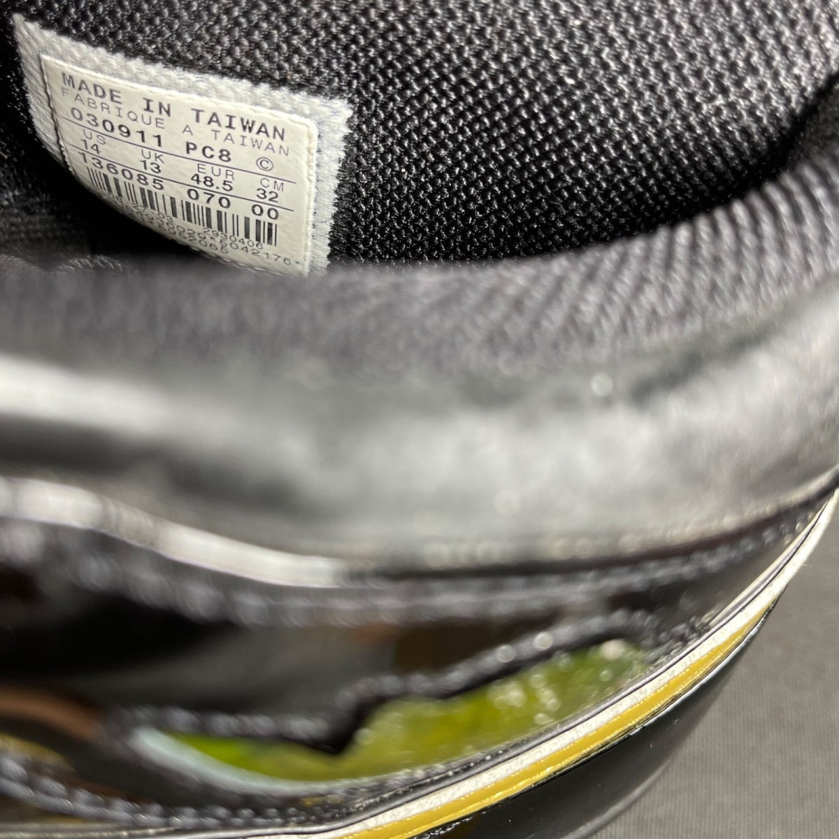 Jordan 1 Retro Black Metallic Gold (2003) (Size 14) - Image 6