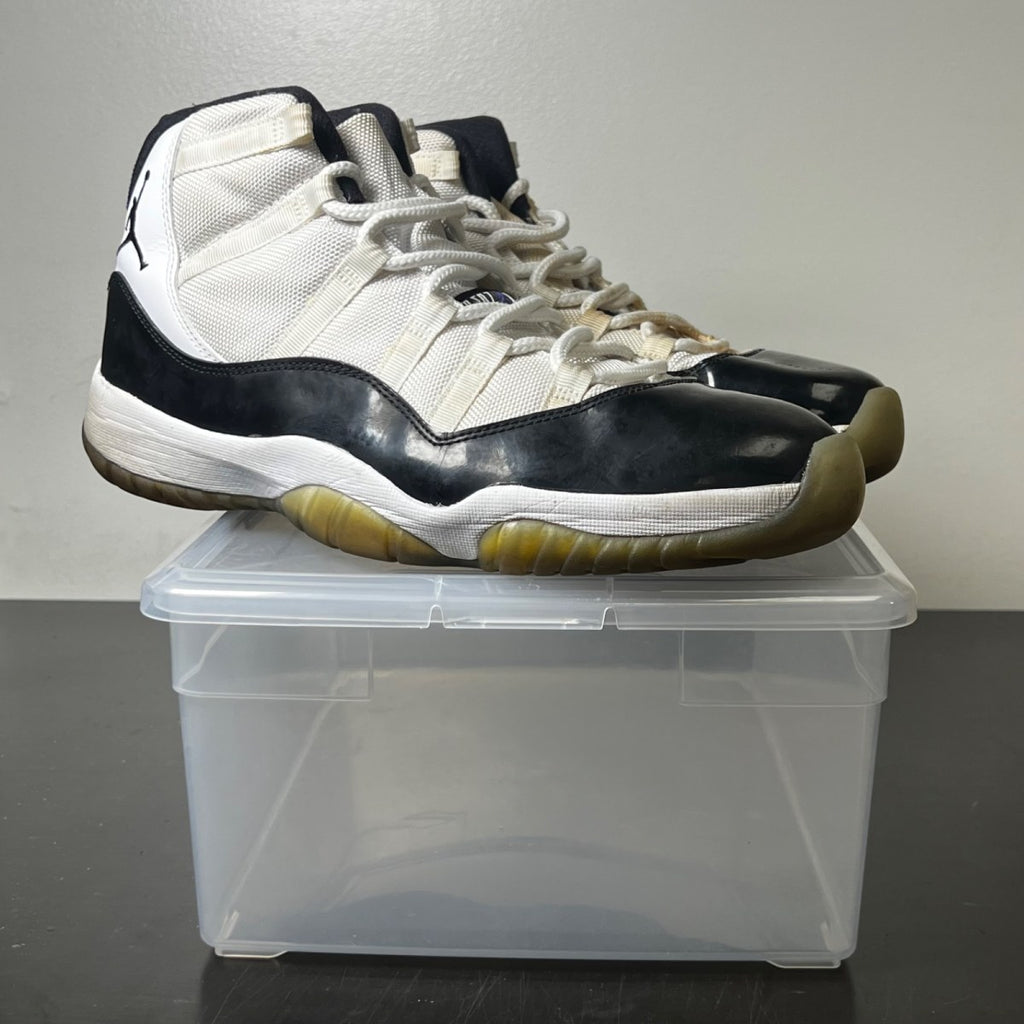 Jordan 11 Retro Concord (2011) 12 (Heavily Worn Pre-Owned)JordanWhite/Black-Dark Concord - Image 1