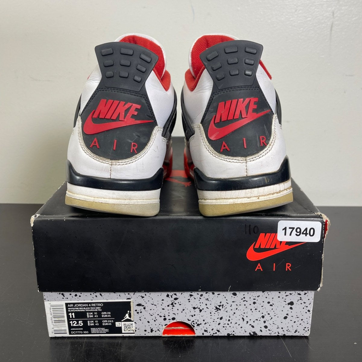 Jordan 4 Retro Fire Red (2020) 11 (Moderately Worn Pre-Owned)JordanWhite/Black-Tech Grey-Fire Red - Image 4