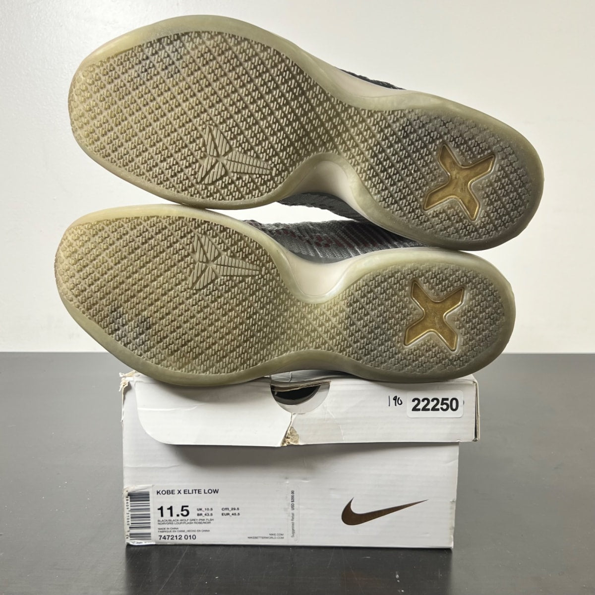 Nike Kobe 10 Elite Mambacurial 11.5 (Moderately Worn Pre-Owned)NikeBlack/Black-Wolf Grey-Pink Flash - Image 5