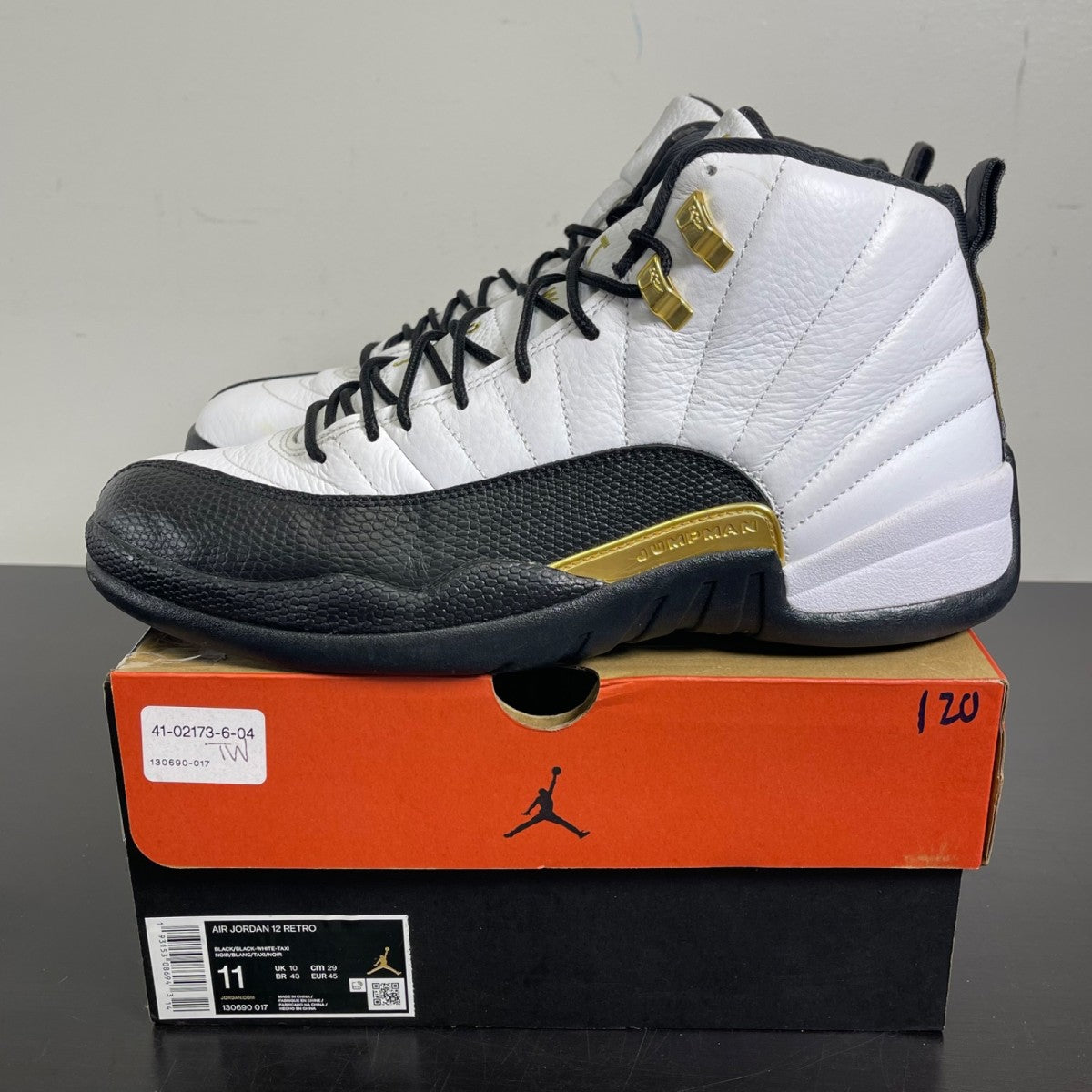 Jordan 12 Retro Reverse Taxi 11 (Moderately Worn Pre-Owned)JordanBlack/White-Taxi-Black - Image 3