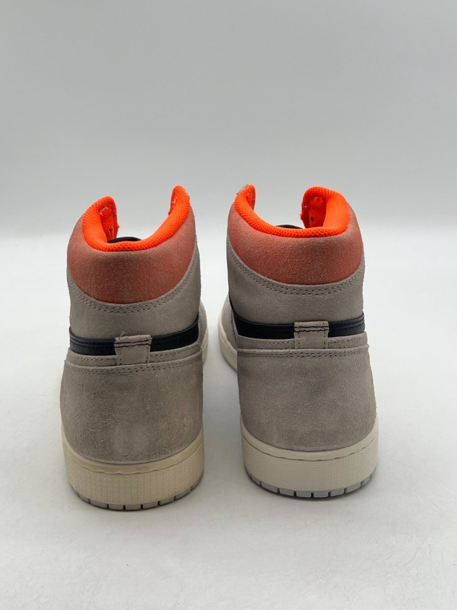 Jordan 1 Retro High Neutral Grey Hyper Crimson 13 (Lightly Worn Pre-Owned)JordanNeutral Grey/Black-Hyper Crimson-White - Image 5