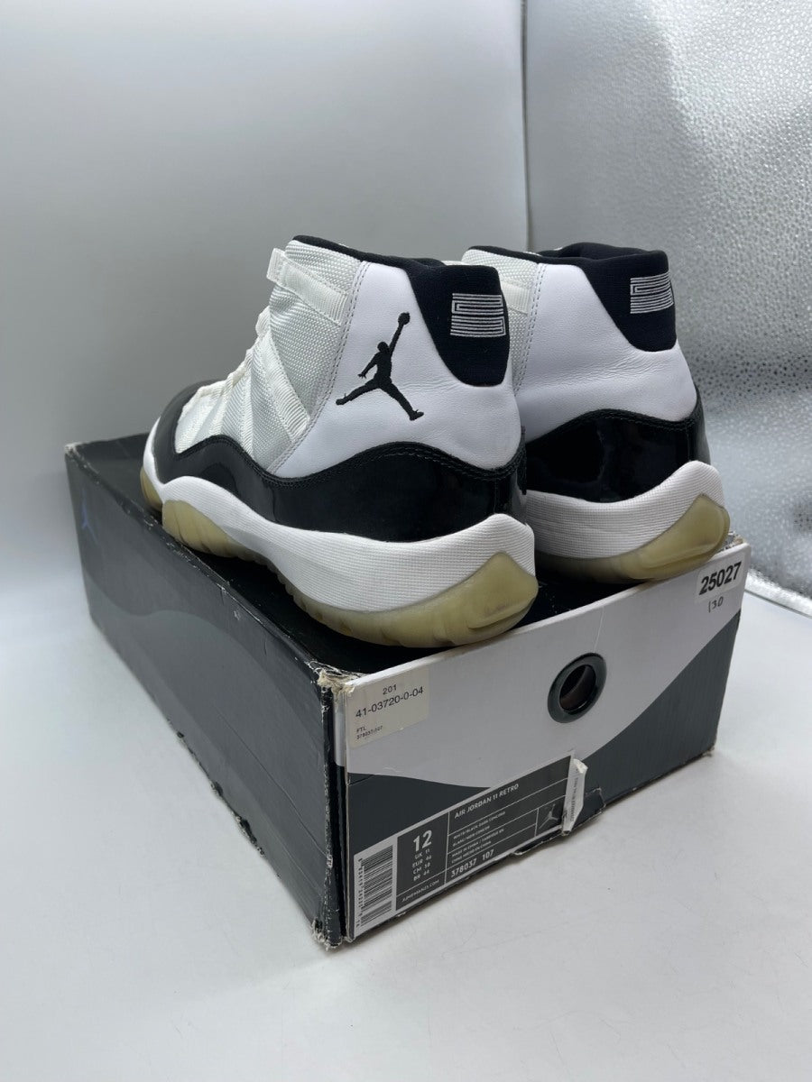 Jordan 11 Retro Concord (2011) 12 (Moderately Worn Pre-Owned)JordanWhite/Black-Dark Concord - Image 4