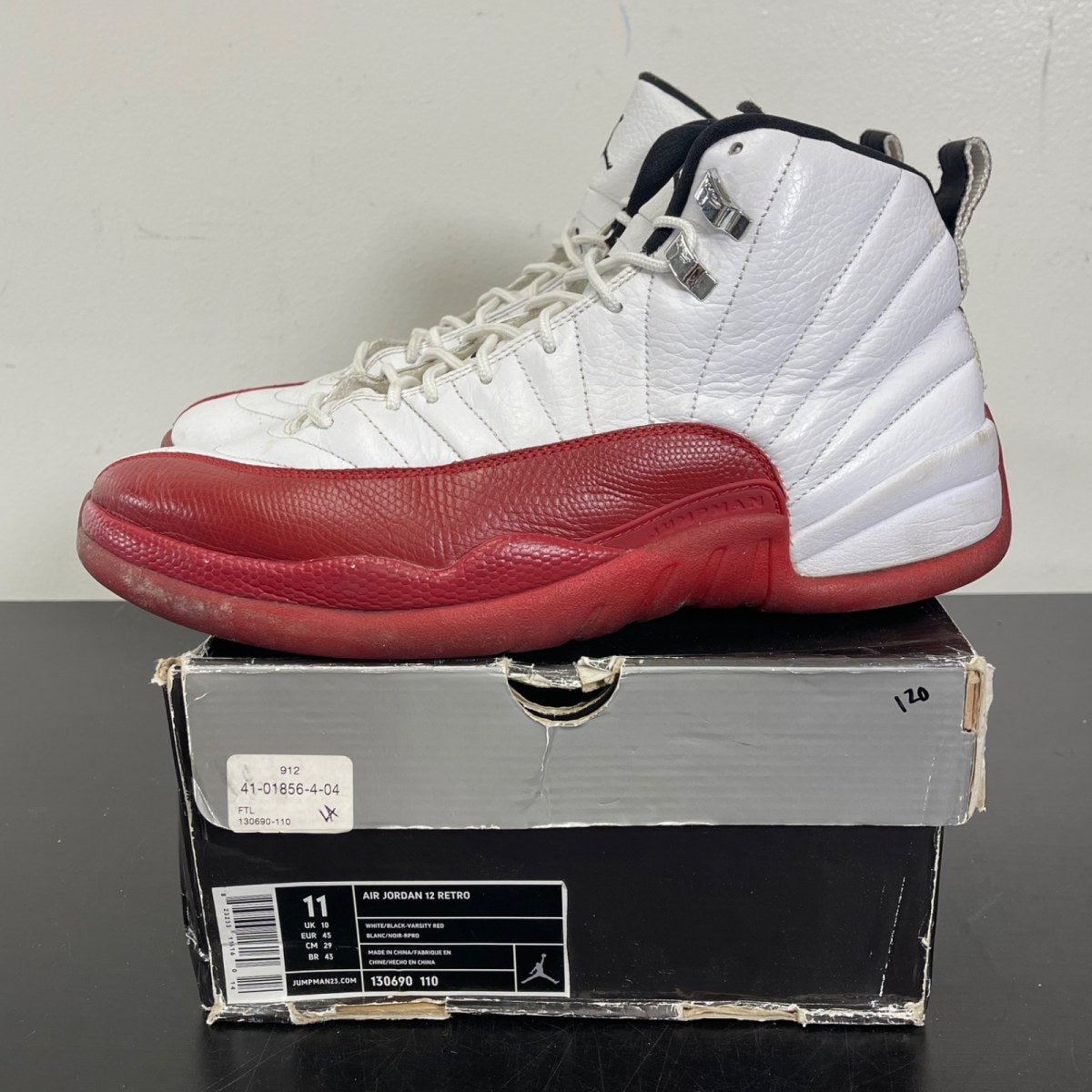 Jordan 12 Retro Cherry (2009) 11 (Moderately Worn Pre-Owned)JordanWhite/Varsity Red - Image 3