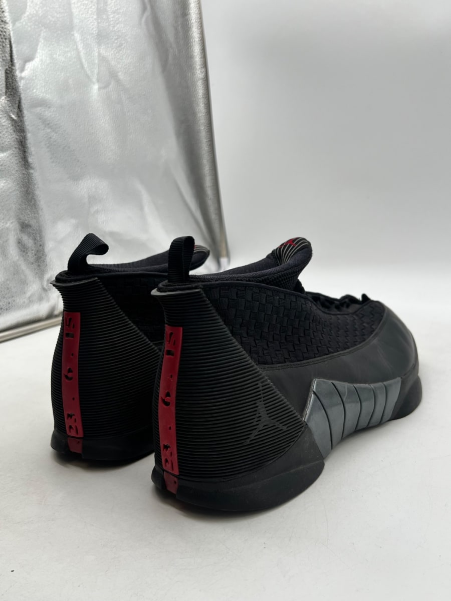 Jordan 15 Retro Stealth (2017) 12 (Heavily Worn Pre-Owned)JordanBlack/Varsity Red-Anthracite - Image 3
