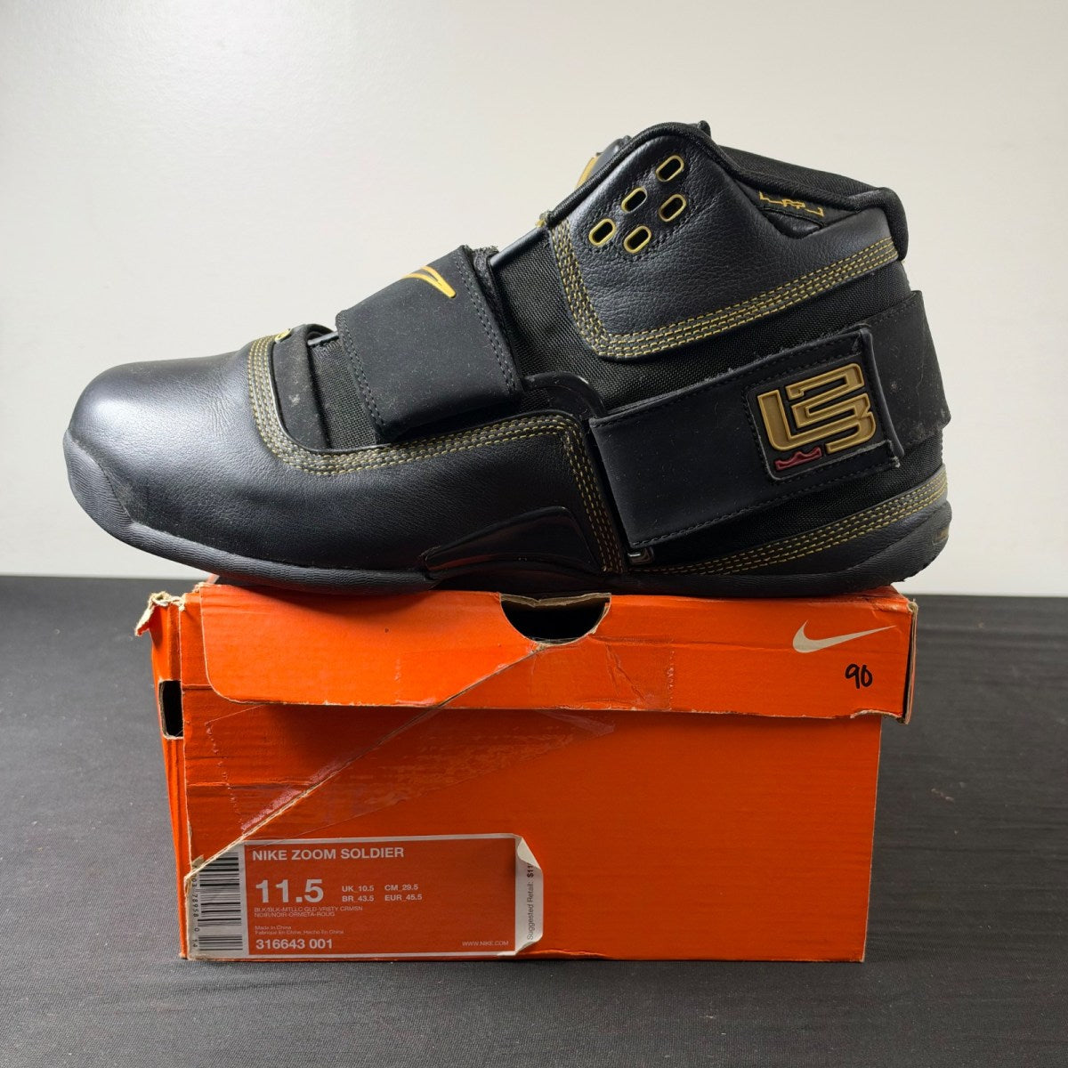 Nike Zoom Soldier 'Black Metallic Gold' (Size 11.5) - Image 3