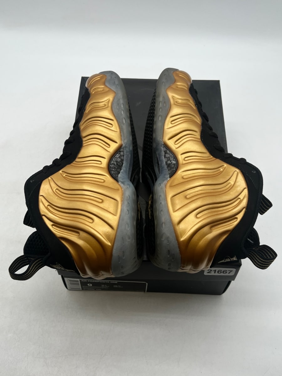 Nike Air Foamposite One Metallic Gold 9 (Lightly Worn Pre-Owned) - Image 9