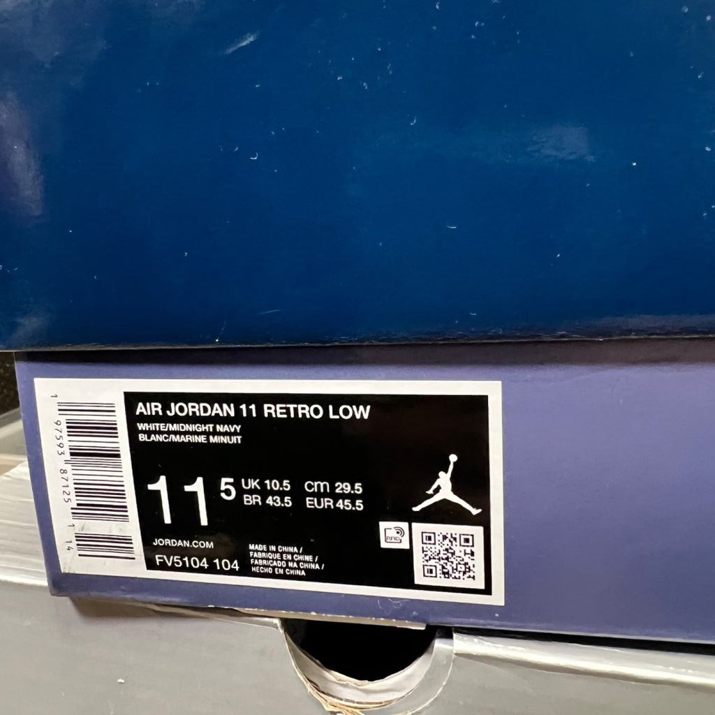 Jordan 11 Retro Low Diffused Blue 11.5 (Lightly Worn Pre-Owned)JordanWhite/Midnight Navy/Diffused Blue/Football Grey - Image 7