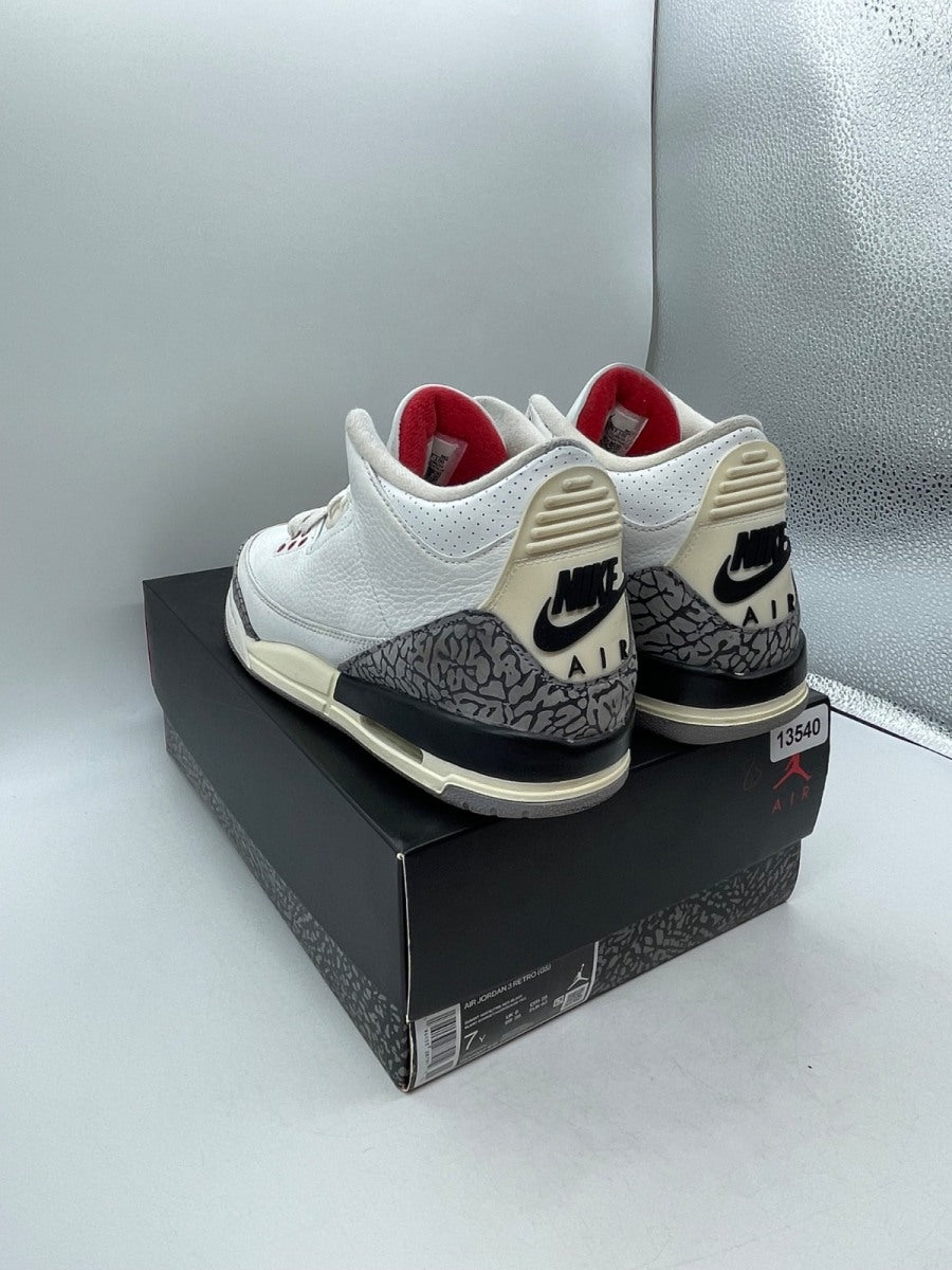Jordan 3 Retro White Cement Reimagined (GS) 7Y (Moderately Worn Pre-Owned)JordanSummit White/Fire Red/Black/Cement Grey - Image 4
