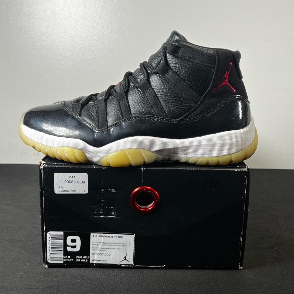 Jordan 11 Retro 72-10 9 (Moderately Worn Pre-Owned)JordanBlack/Gym Red-White-Anthracite - Image 3