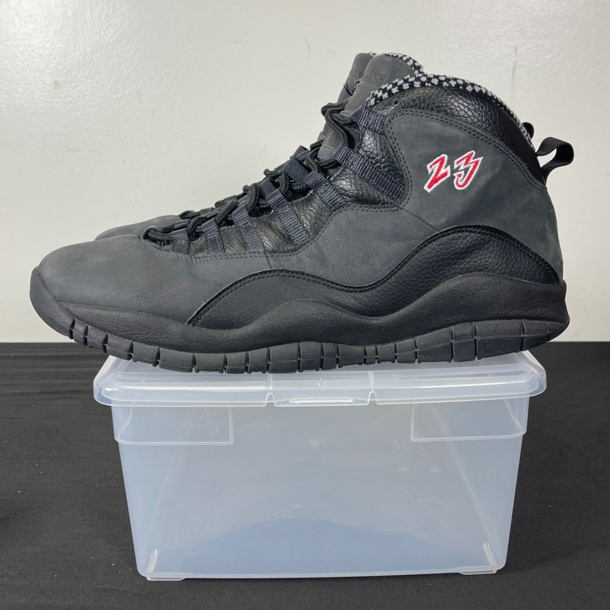 Jordan 10 Retro Shadow CDP (2008) 13 (Moderately Worn Pre-Owned)JordanBlack/Dark Shadow-True Red - Image 3
