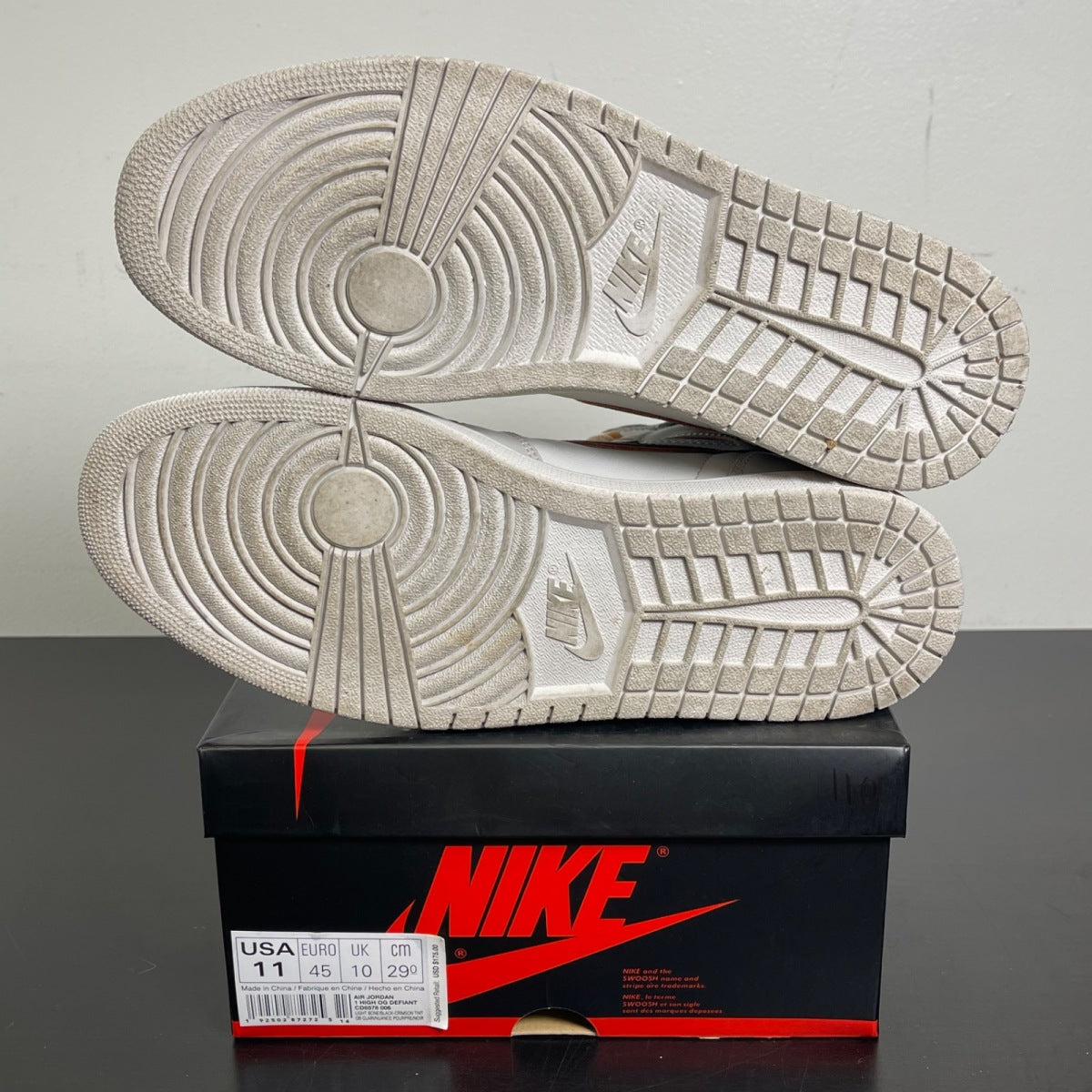 Jordan 1 Retro High OG Defiant SB NYC to Paris 11 (Moderately Worn Pre-Owned)JordanLight Bone/Black-Crimson Tint-Hyper Pink - Image 5