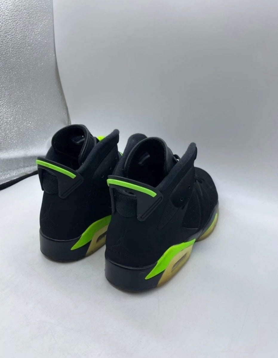 Jordan 6 Retro Electric Green 11 (Moderately Worn Pre-Owned)JordanBlack/Electric Green - Image 3