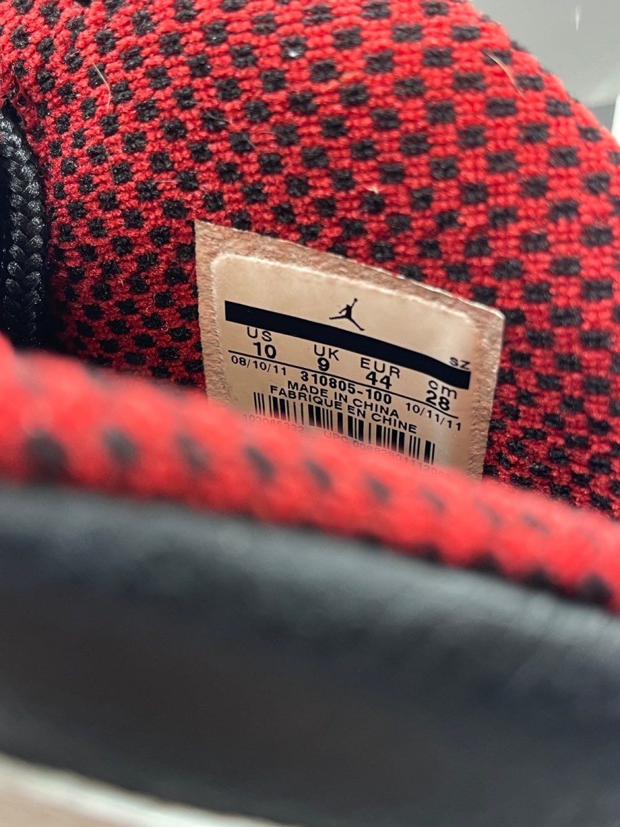 Jordan 10 Retro Chicago Bulls (2012) 10 (Moderately Worn Pre-Owned) - Image 8