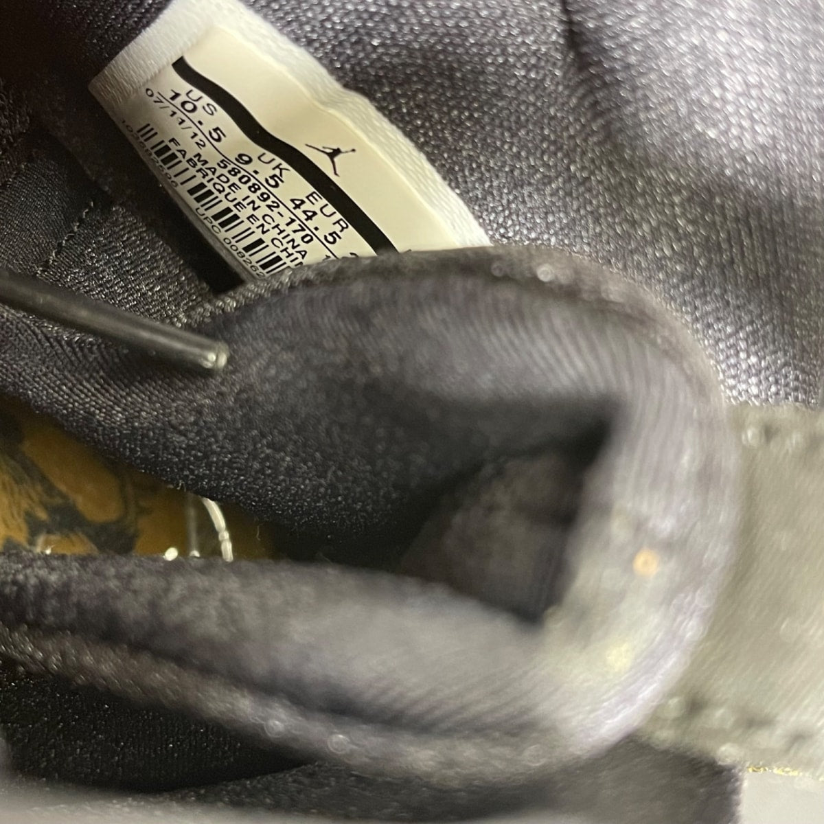 Jordan 9 Retro Doernbecher Pollito 10.5 (Moderately Worn Pre-Owned)JordanWhite/Metallic Gold-Black - Image 6