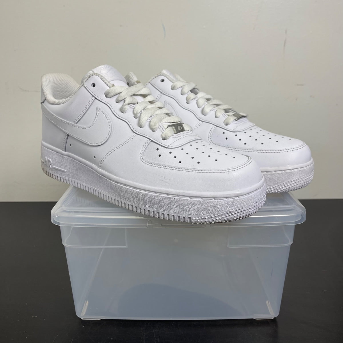 Nike Air Force 1 Low '07 White 9.5 (Moderately Worn Pre-Owned)NikeWhite/White - Image 1