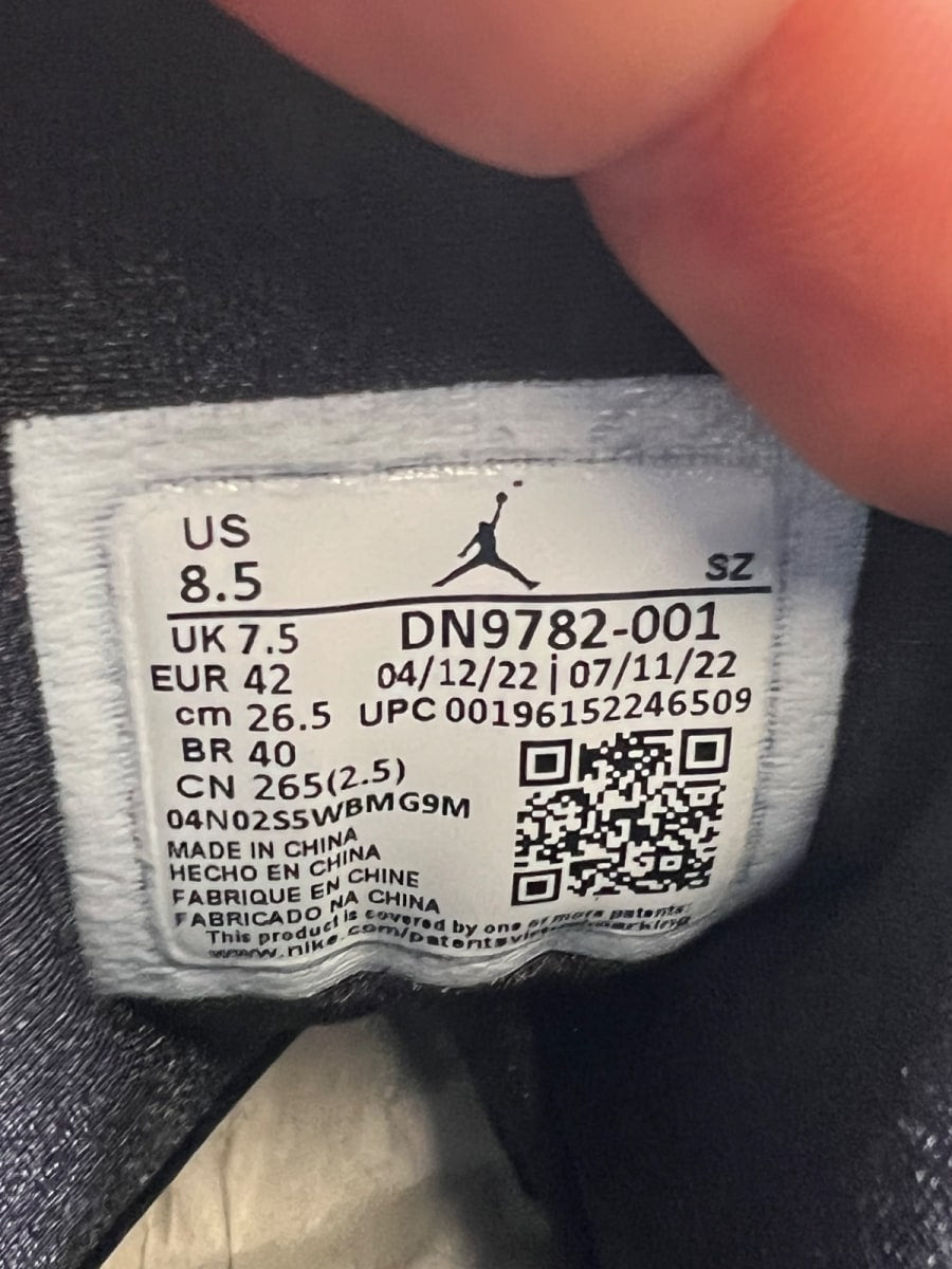 Jordan 7 Retro Black Olive 8.5 (Lightly Worn Pre-Owned)JordanBlack/Cherrywood Red-Neutral Olive-Chutney - Image 7