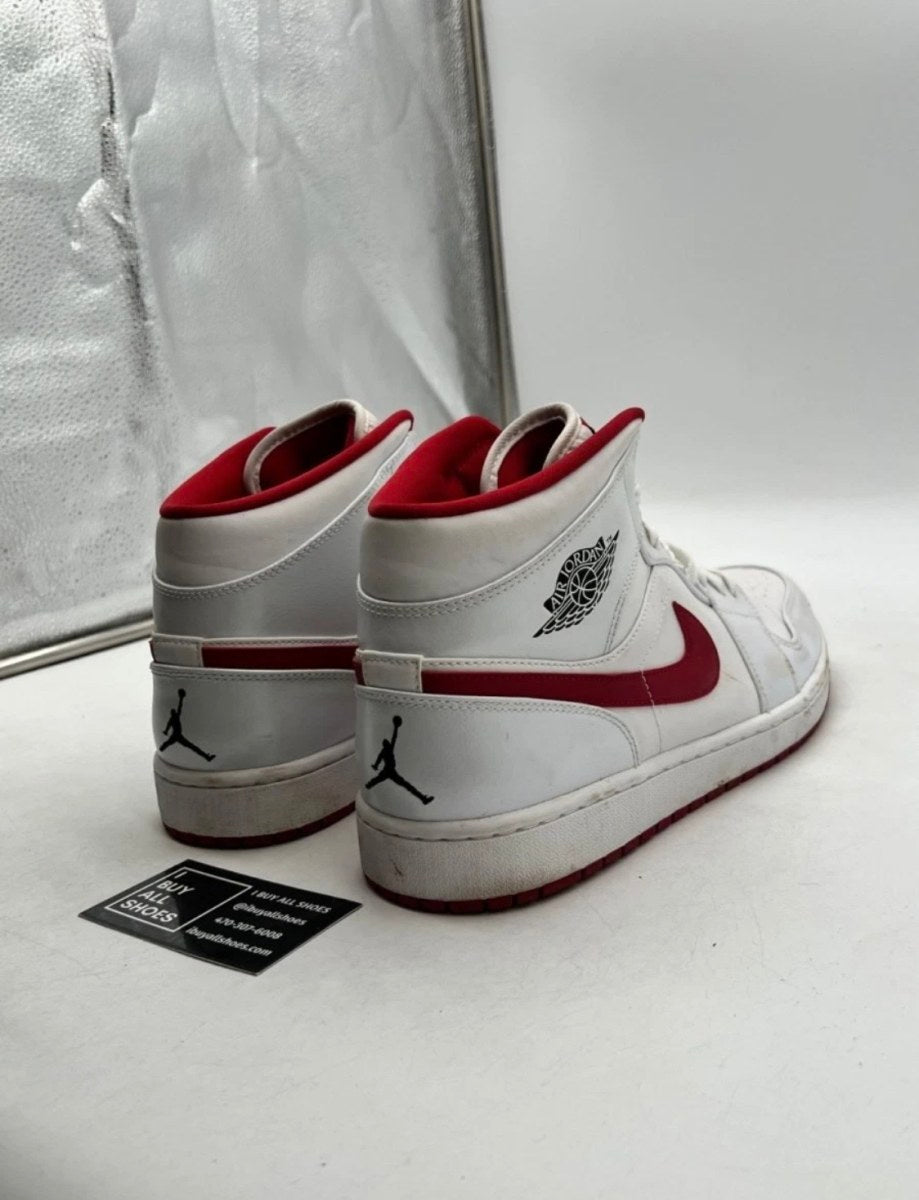 Jordan 1 Retro White Gym Red 13 (Heavily Worn Pre-Owned)JordanWhite/Black-Gym Red - Image 3
