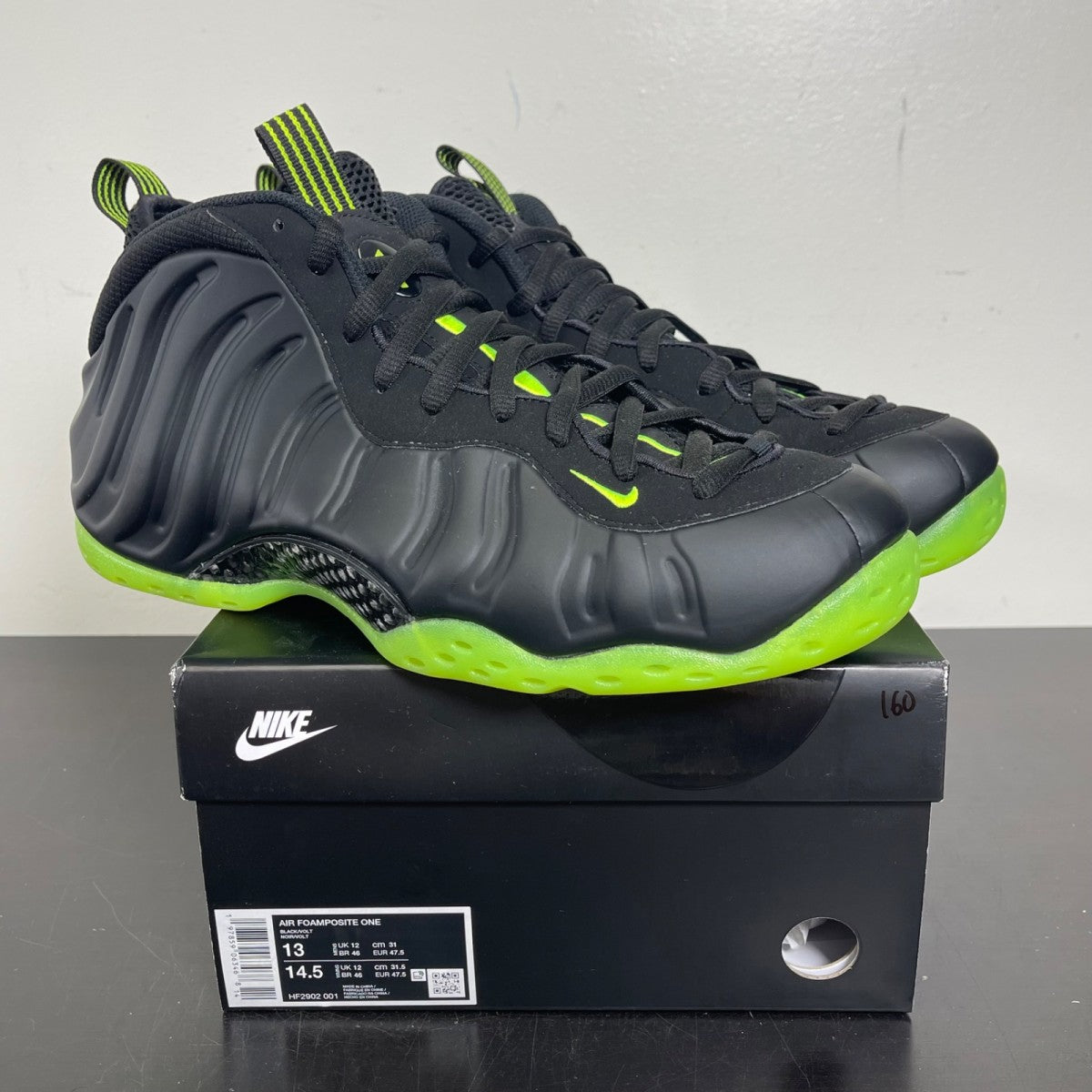 Nike Air Foamposite One Black Volt 13 (Moderately Worn Pre-Owned)NikeBlack/Volt - Image 1