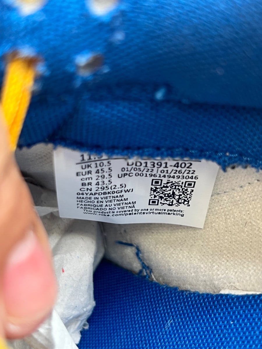 Nike Dunk Low UCLA 11.5 (Lightly Worn Pre-Owned) - Image 7