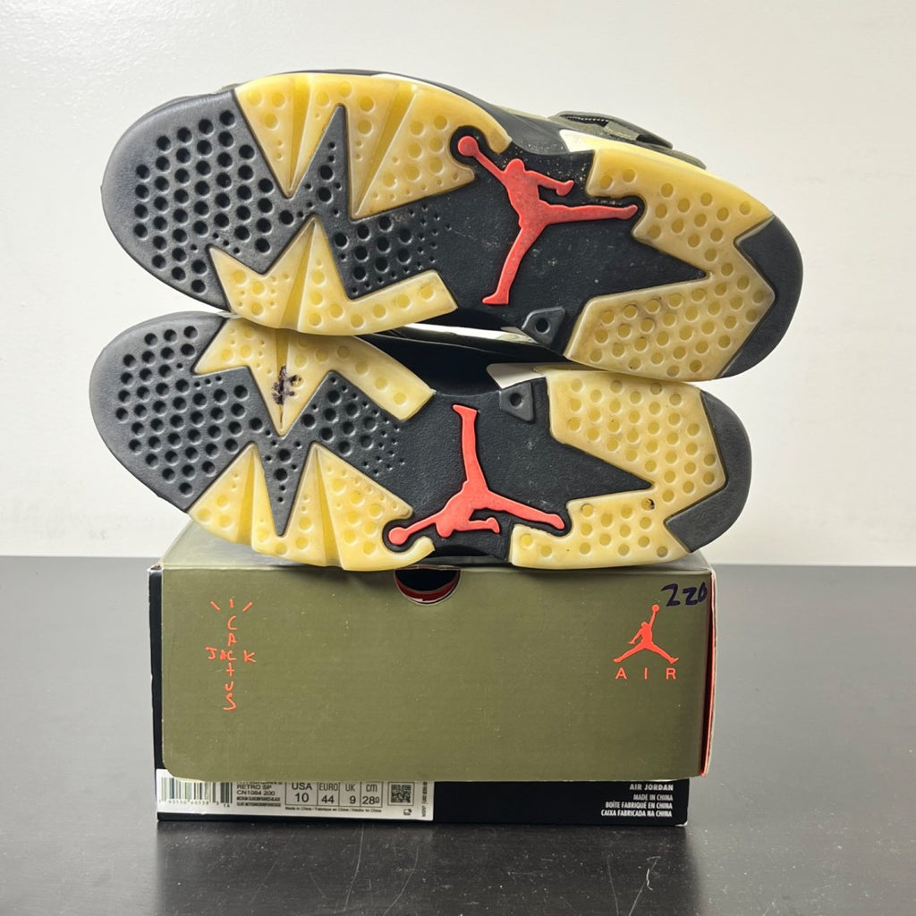 Jordan 6 Retro Travis Scott 10 (Lightly Worn Pre-Owned)JordanMedium Olive/Black-Sail-University Red - Image 6