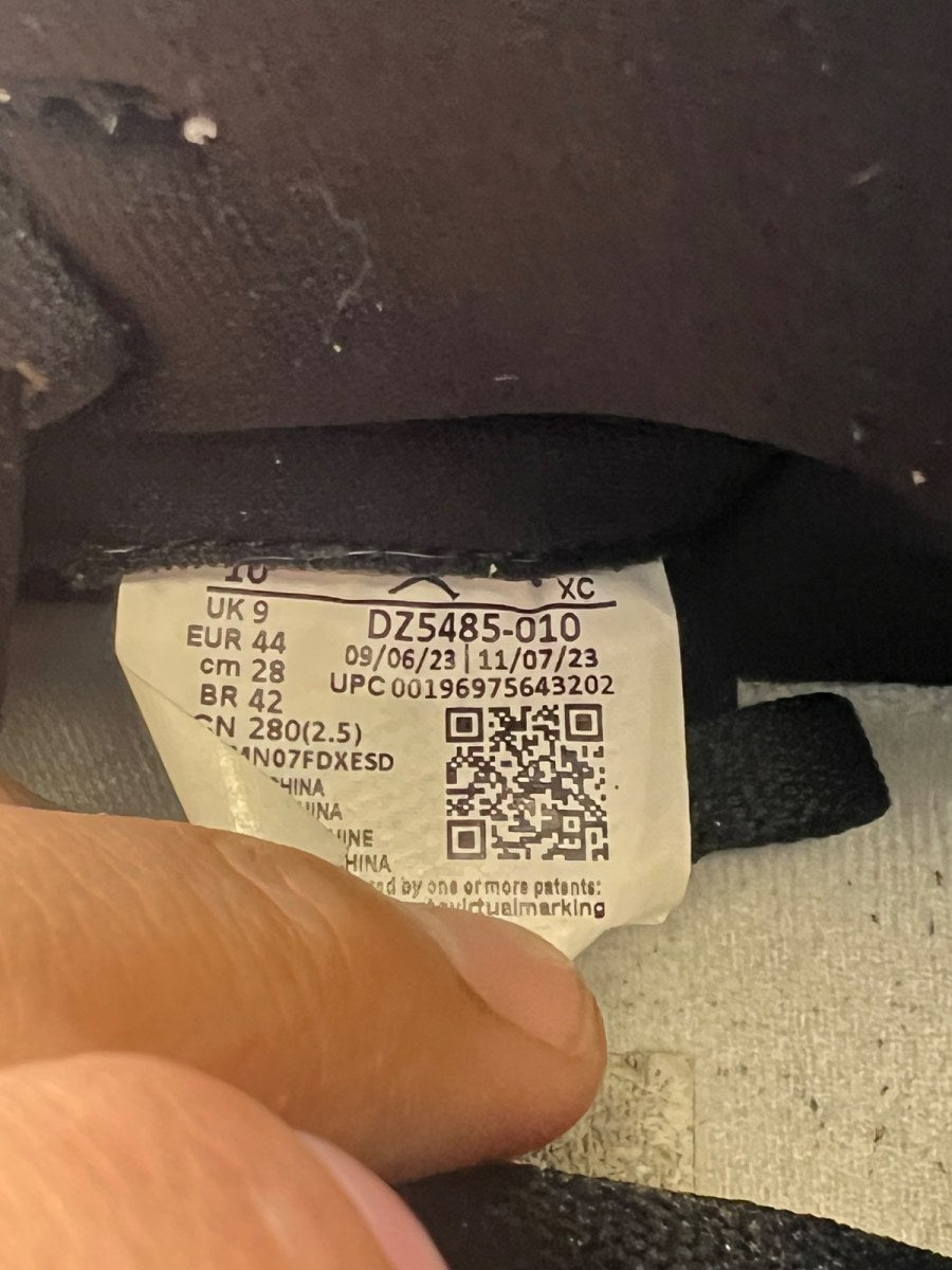 Jordan 1 Retro High OG Black White 10 (Lightly Worn Pre-Owned)JordanBlack/White/White - Image 7