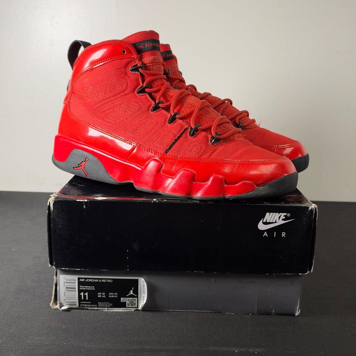 Jordan 9 Retro Chile Red (Size 11) - aux