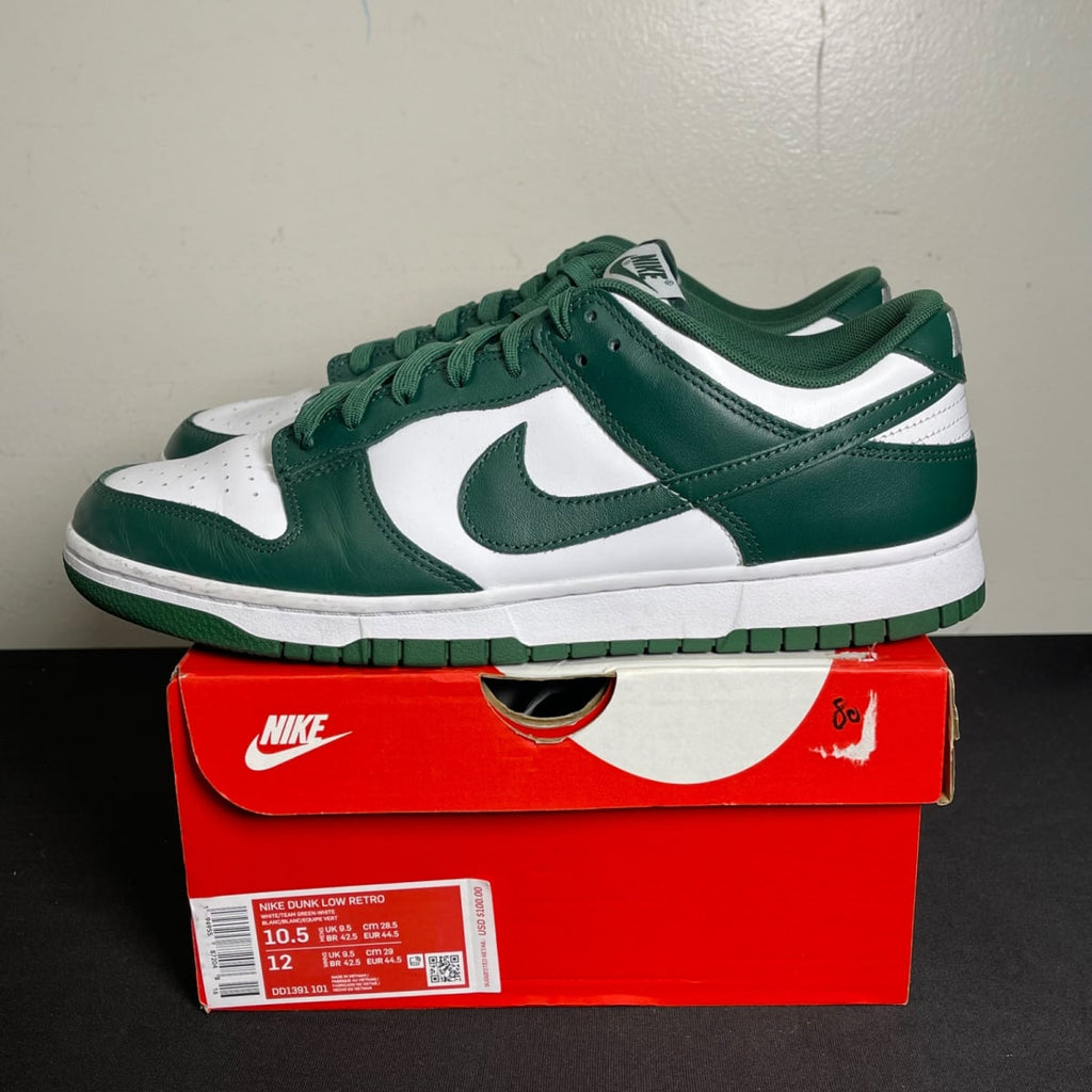 Nike Dunk Low Michigan State (Size 10.5) - aux