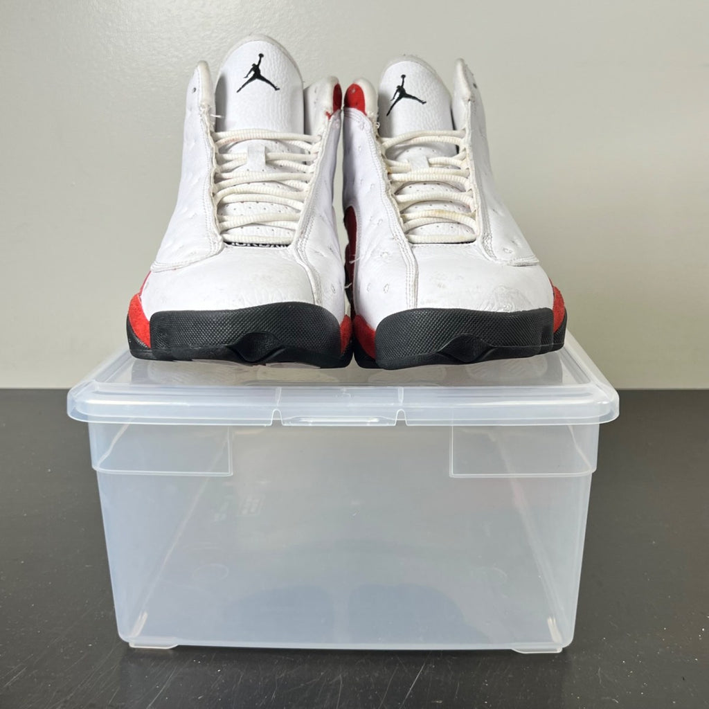 Jordan 13 Retro OG Chicago (2017) 9.5 (Heavily Worn Pre-Owned)JordanWhite/Black-True Red - Image 2