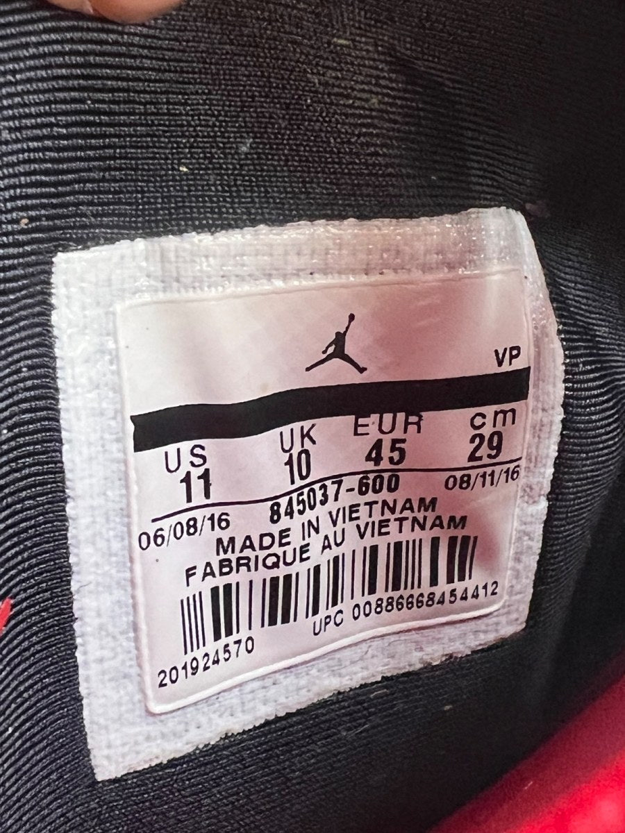 Jordan XXX1 Chicago 11 (Moderately Worn Pre-Owned) - Image 8