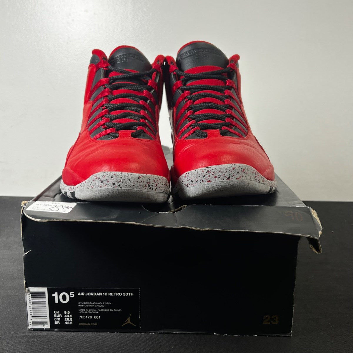 Jordan 10 Retro Bulls Over Broadway 10.5 (Moderately Worn Pre-Owned)JordanGym Red/Black-Wolf Grey - Image 2
