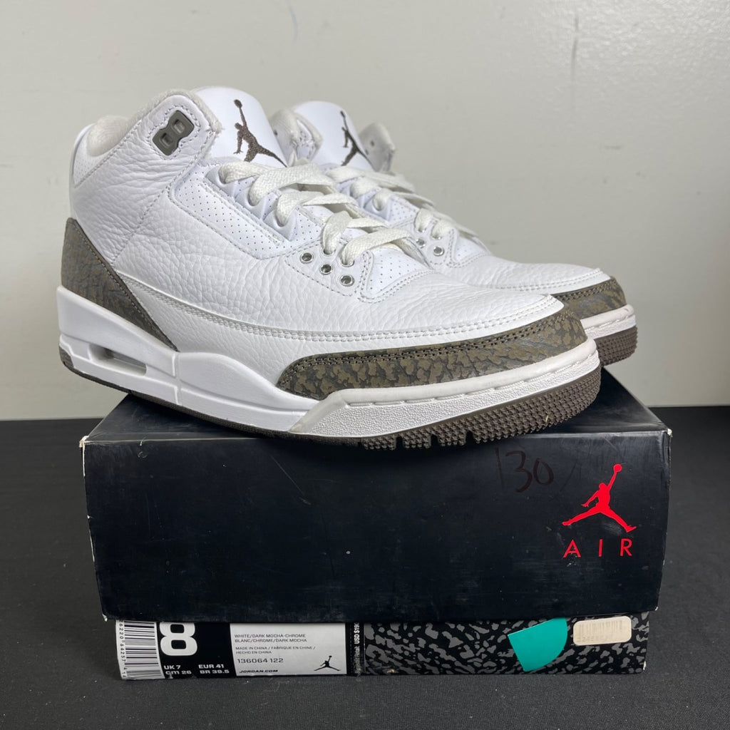 Jordan 3 Retro Mocha (2018) 8 (Moderately Worn Pre-Owned)JordanWhite/Dark Mocha-Chrome - Image 1