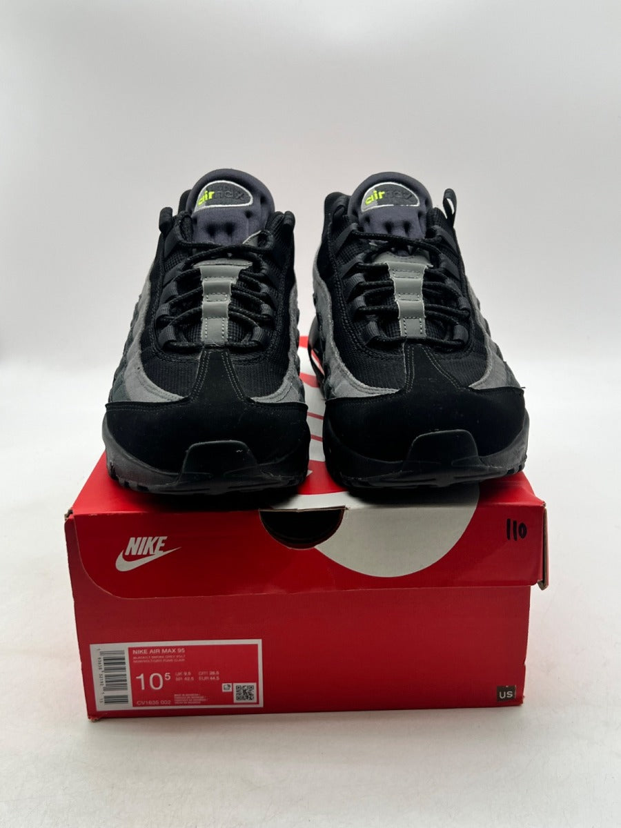 Nike Air Max 95 Retro Logo Black Grey Volt 10.5 (Lightly Worn Pre-Owned)NikeBlack/Wolf Grey-Cool Grey-Volt - Image 2