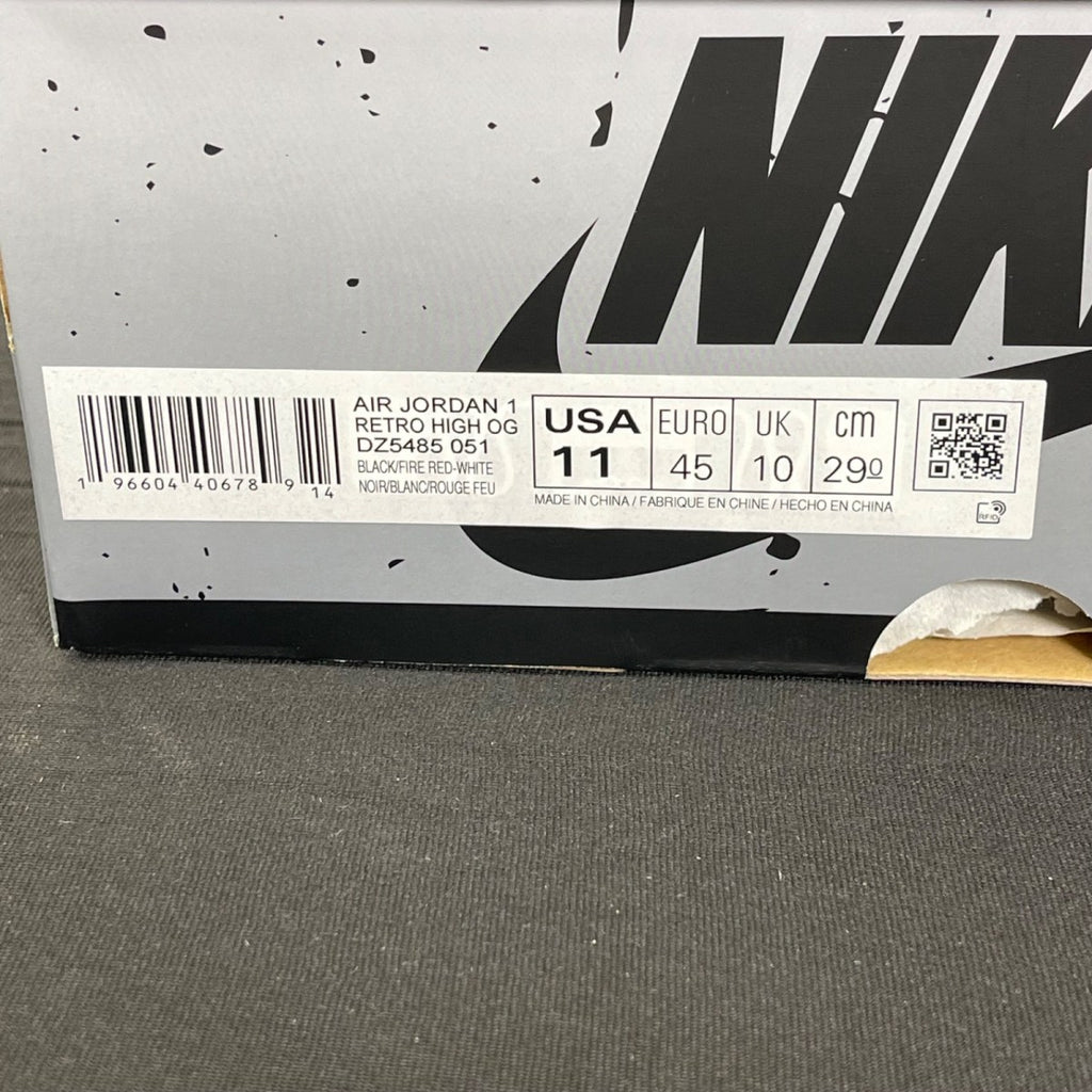 Jordan 1 Retro High OG Washed Black 11 (Moderately Worn Pre-Owned)JordanBlack/Fire Red/Light Smoke Grey/Sail - Image 7