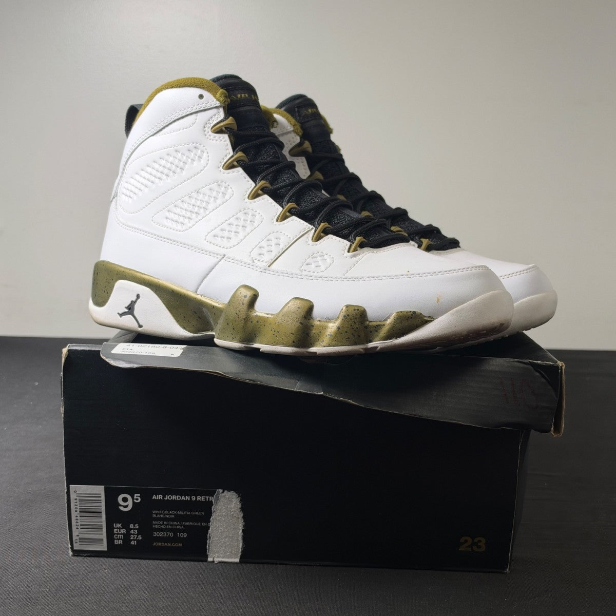Jordan 9 Retro Statue (Size 9.5) - Image 1
