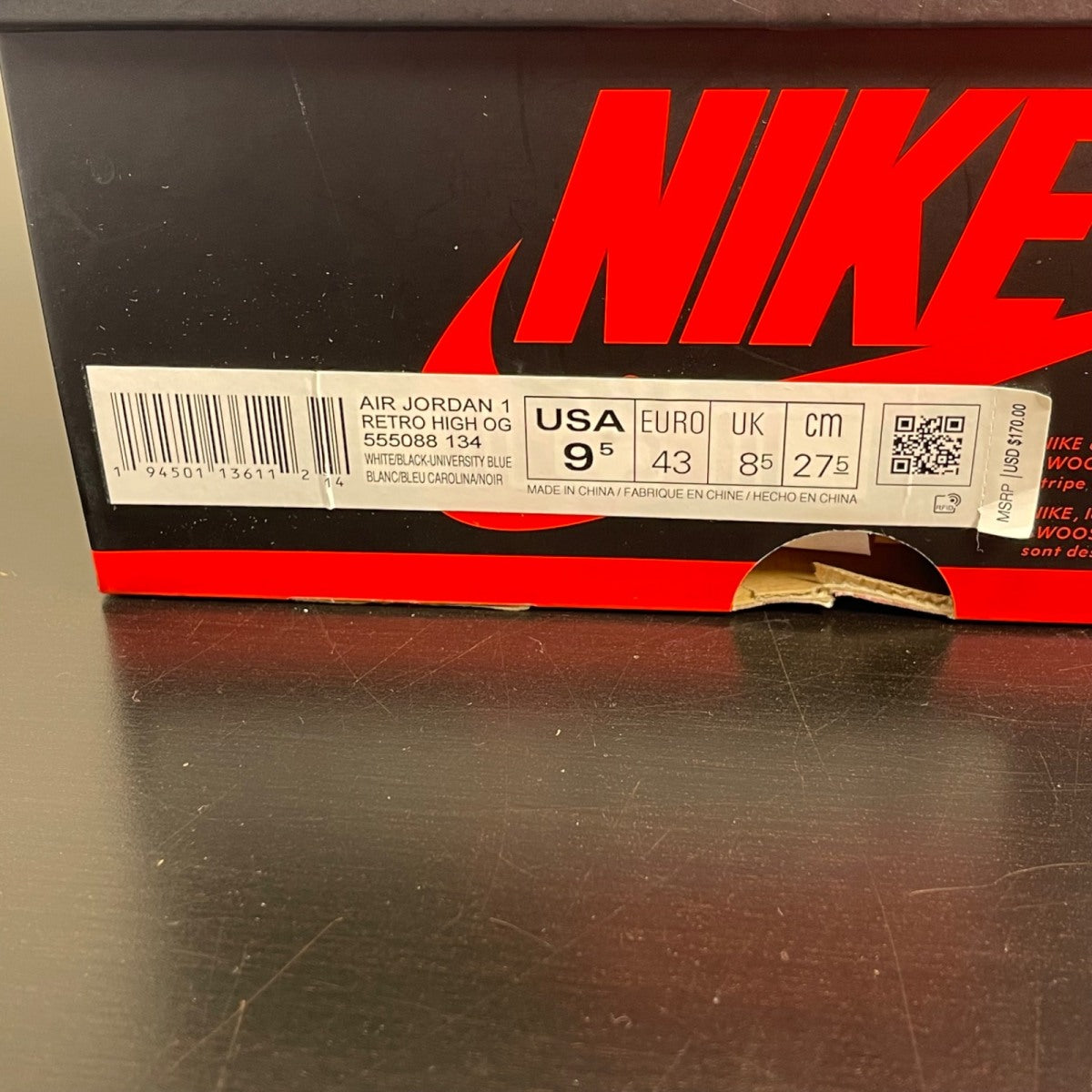 Jordan 1 Retro High OG University Blue 9.5 (Moderately Worn Pre-Owned)JordanWhite/University Blue-Black - Image 7