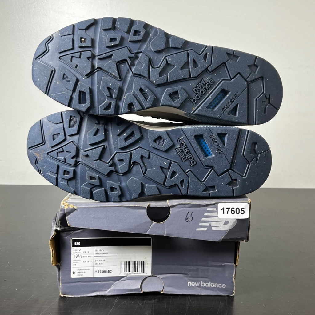 New Balance 580 Grey Day (2023) 10.5 (Lightly Worn Pre-Owned)New BalanceRaincloud/NB Navy/Silver Metallic - Image 5